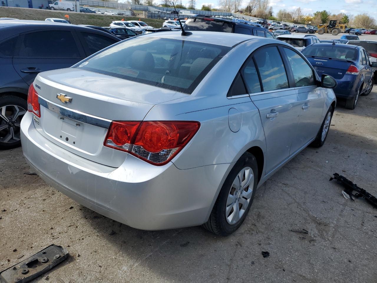 Photo 2 VIN: 1G1PC5SH5C7118958 - CHEVROLET CRUZE 