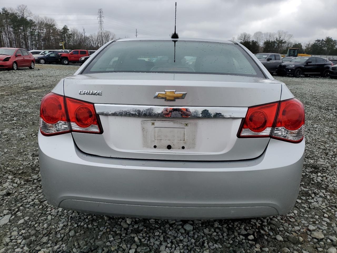 Photo 5 VIN: 1G1PC5SH5G7202932 - CHEVROLET CRUZE 