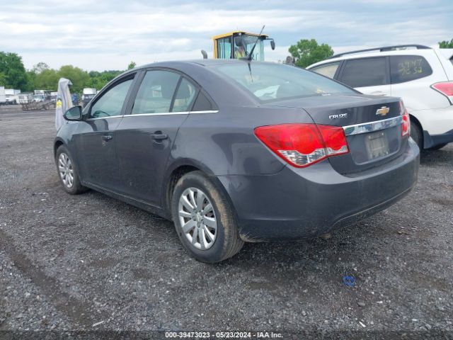 Photo 2 VIN: 1G1PC5SH6B7149439 - CHEVROLET CRUZE 