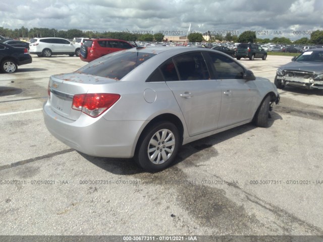 Photo 3 VIN: 1G1PC5SH6B7254871 - CHEVROLET CRUZE 