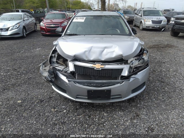 Photo 5 VIN: 1G1PC5SH6C7350467 - CHEVROLET CRUZE 