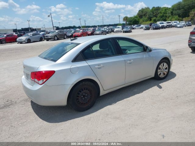 Photo 3 VIN: 1G1PC5SH6G7160240 - CHEVROLET CRUZE LIMITED 