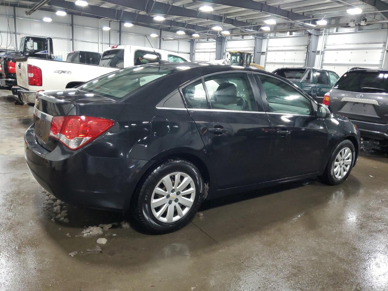 Photo 2 VIN: 1G1PC5SH7B7273266 - CHEVROLET CRUZE 