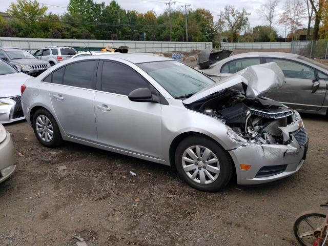 Photo 3 VIN: 1G1PC5SH7B7282744 - CHEVROLET CRUZE 