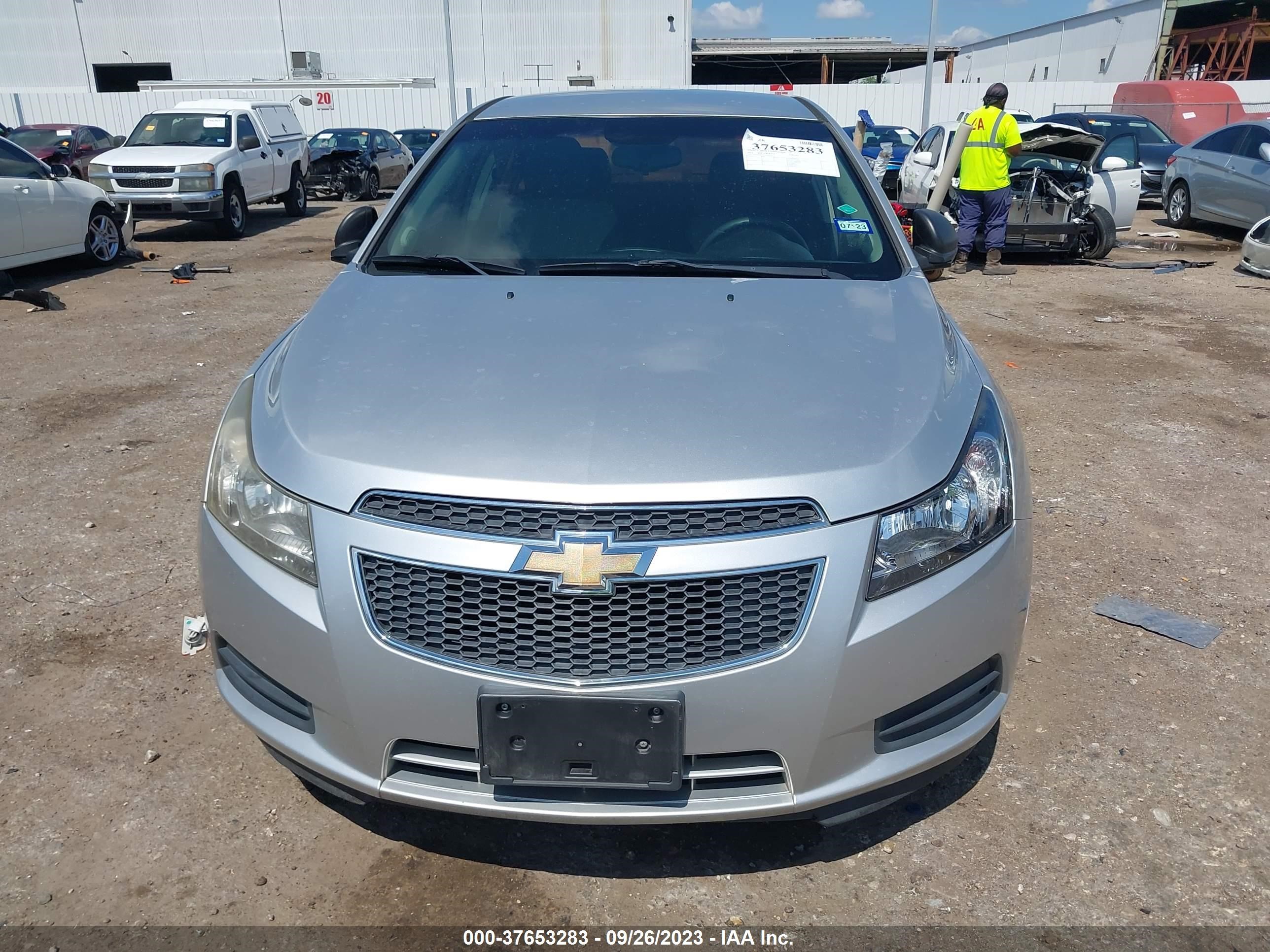 Photo 11 VIN: 1G1PC5SH7C7150116 - CHEVROLET CRUZE 