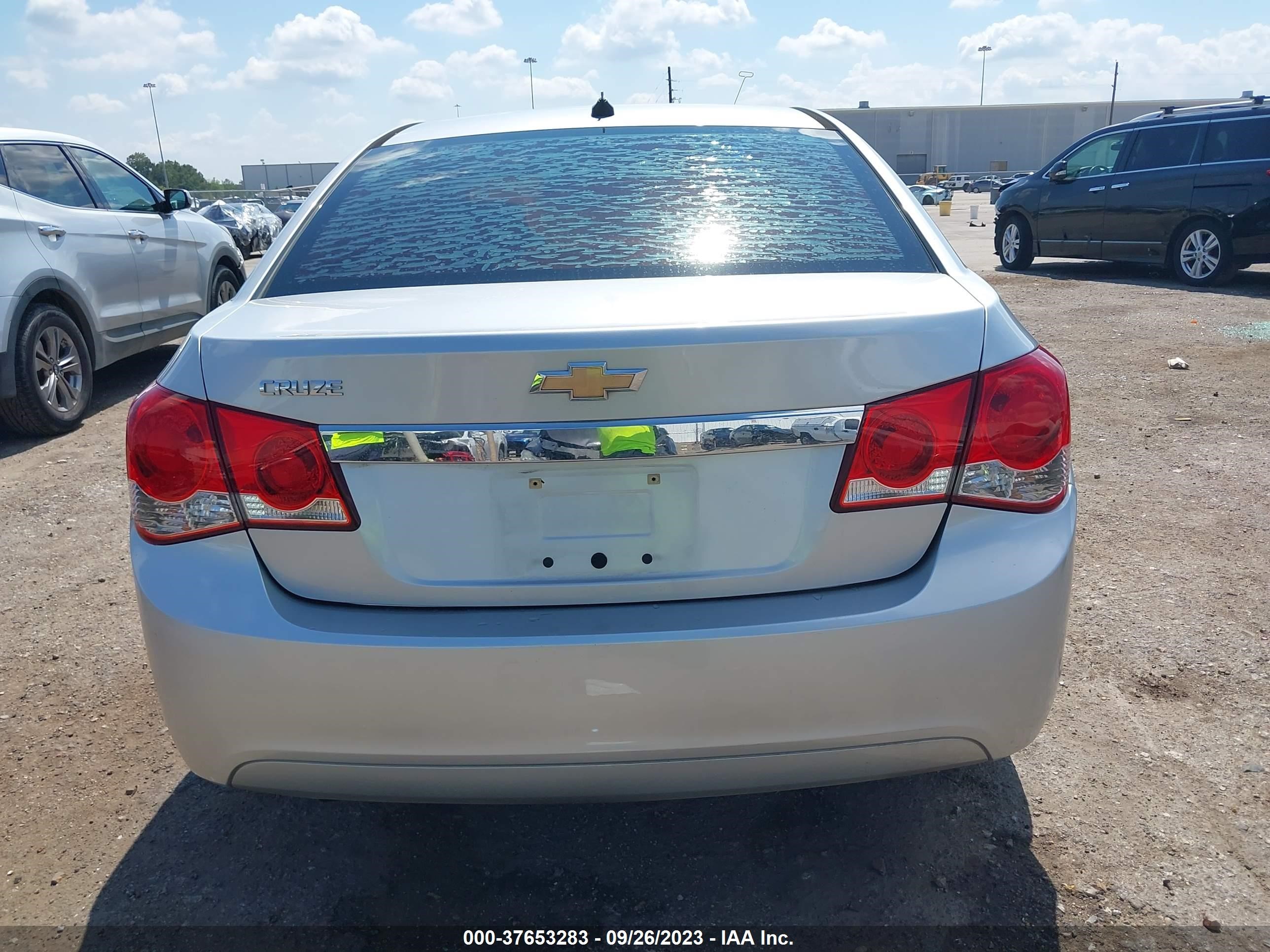 Photo 15 VIN: 1G1PC5SH7C7150116 - CHEVROLET CRUZE 