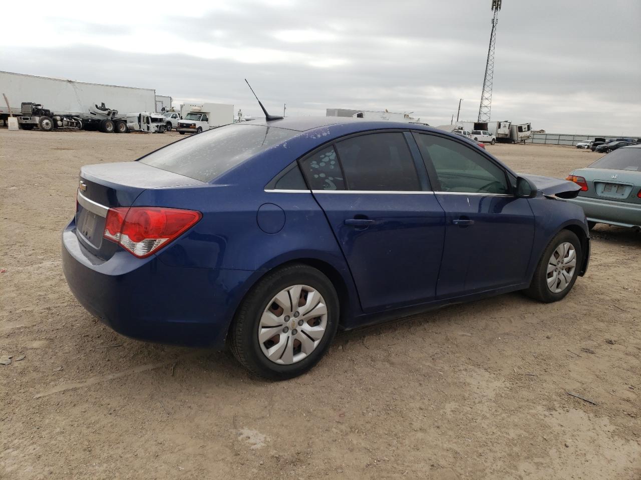 Photo 2 VIN: 1G1PC5SH7C7260518 - CHEVROLET CRUZE 