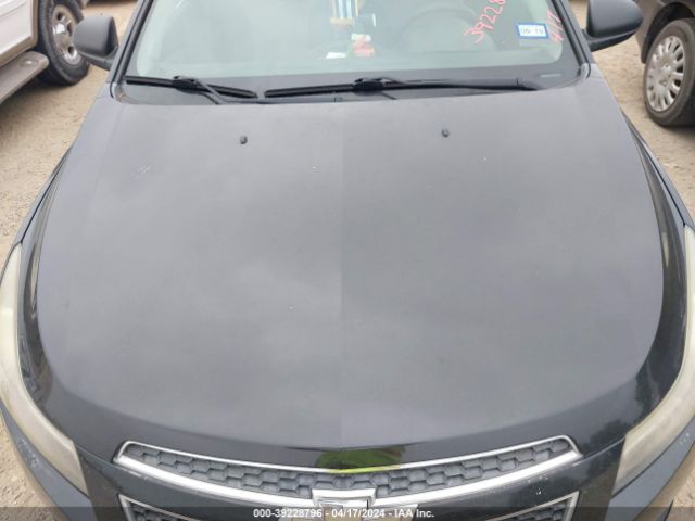 Photo 9 VIN: 1G1PC5SH7C7336366 - CHEVROLET CRUZE 