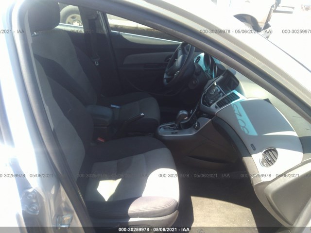 Photo 4 VIN: 1G1PC5SH7C7383672 - CHEVROLET CRUZE 