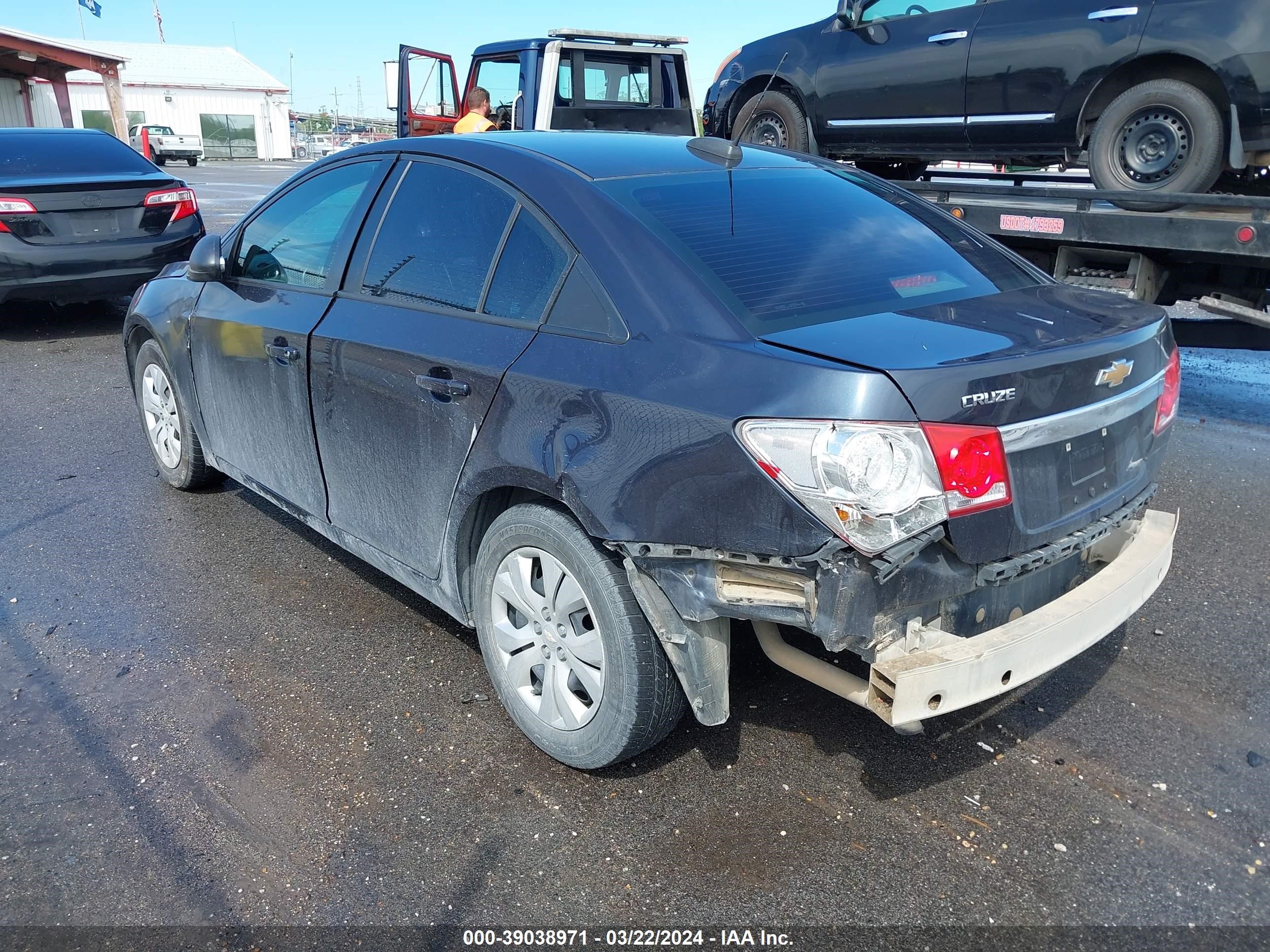 Photo 2 VIN: 1G1PC5SH7G7208618 - CHEVROLET CRUZE 