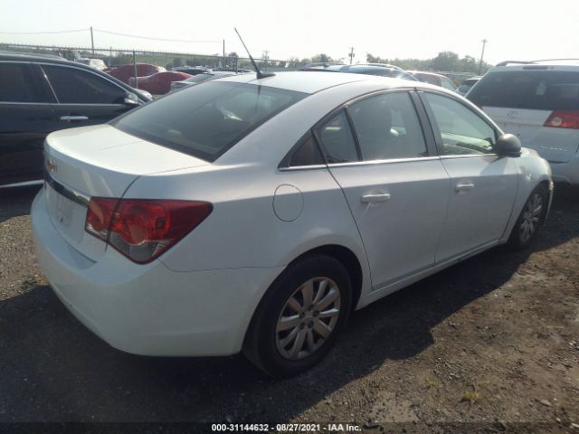 Photo 3 VIN: 1G1PC5SH8B7289931 - CHEVROLET CRUZE 