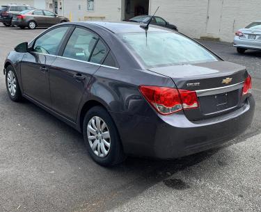 Photo 2 VIN: 1G1PC5SH9B7120825 - CHEVROLET CRUZE 