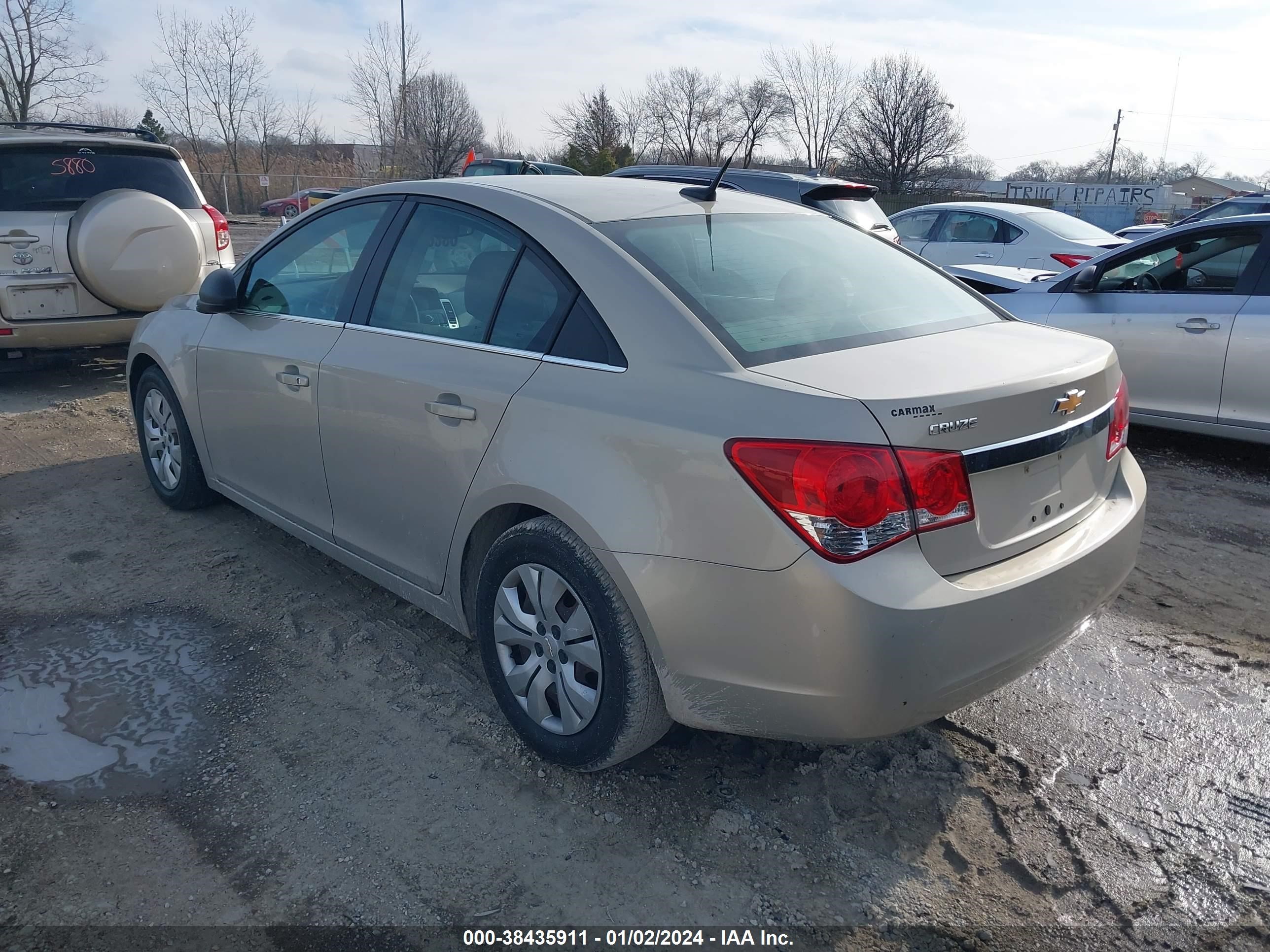 Photo 2 VIN: 1G1PC5SH9C7327989 - CHEVROLET CRUZE 