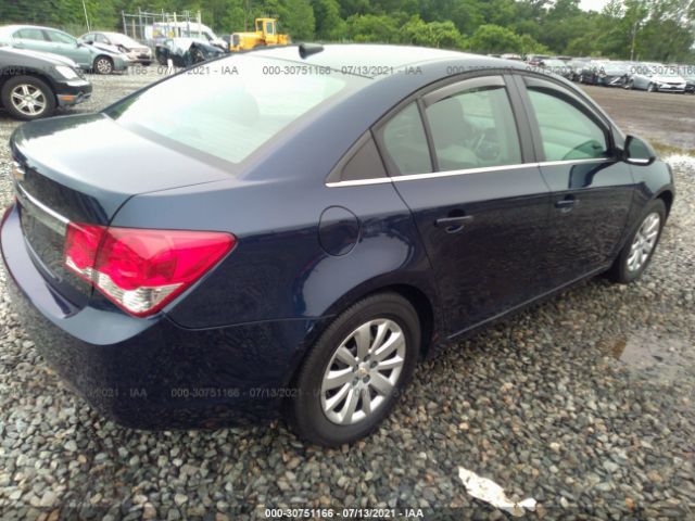 Photo 3 VIN: 1G1PC5SHXB7105816 - CHEVROLET CRUZE 