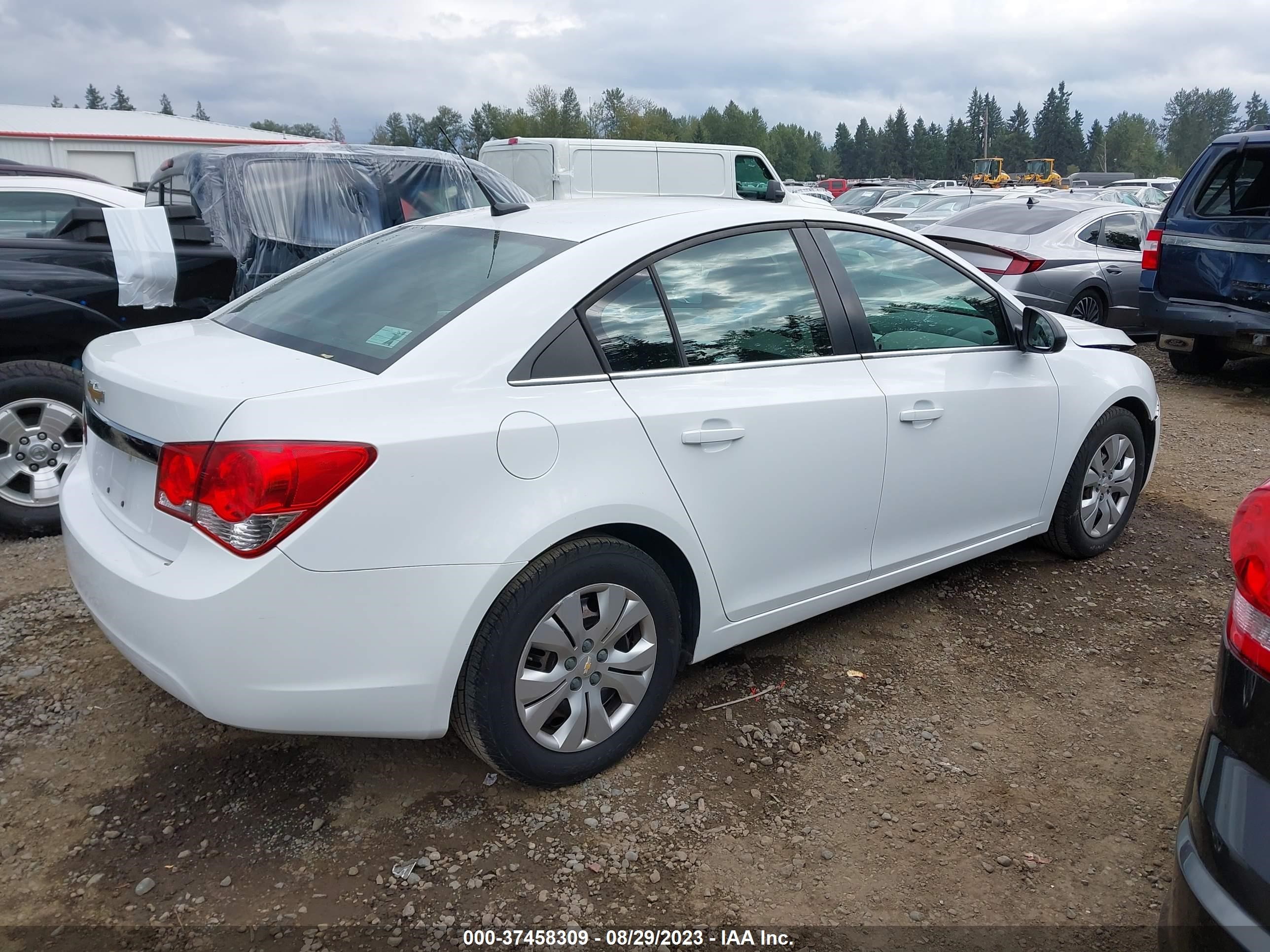 Photo 3 VIN: 1G1PC5SHXC7355493 - CHEVROLET CRUZE 