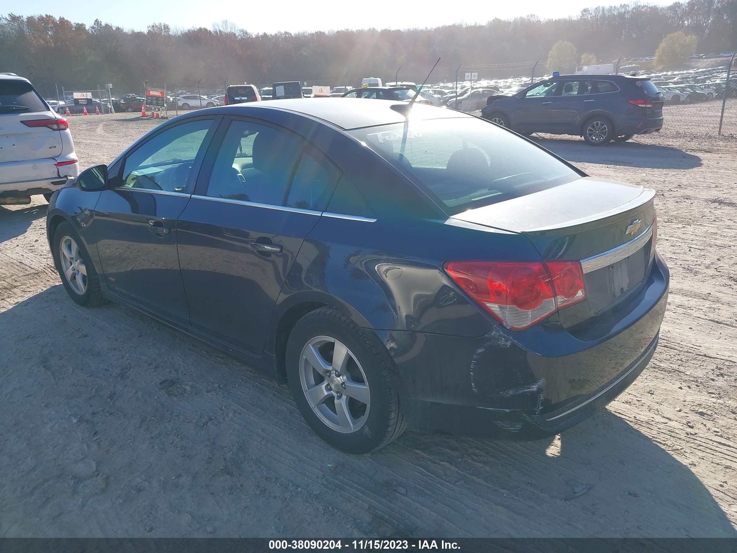 Photo 2 VIN: 1G1PD5SBXE7174504 - CHEVROLET CRUZE 