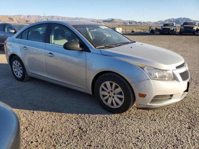 Photo 3 VIN: 1G1PD5SH3B7298372 - CHEVROLET CRUZE LS 