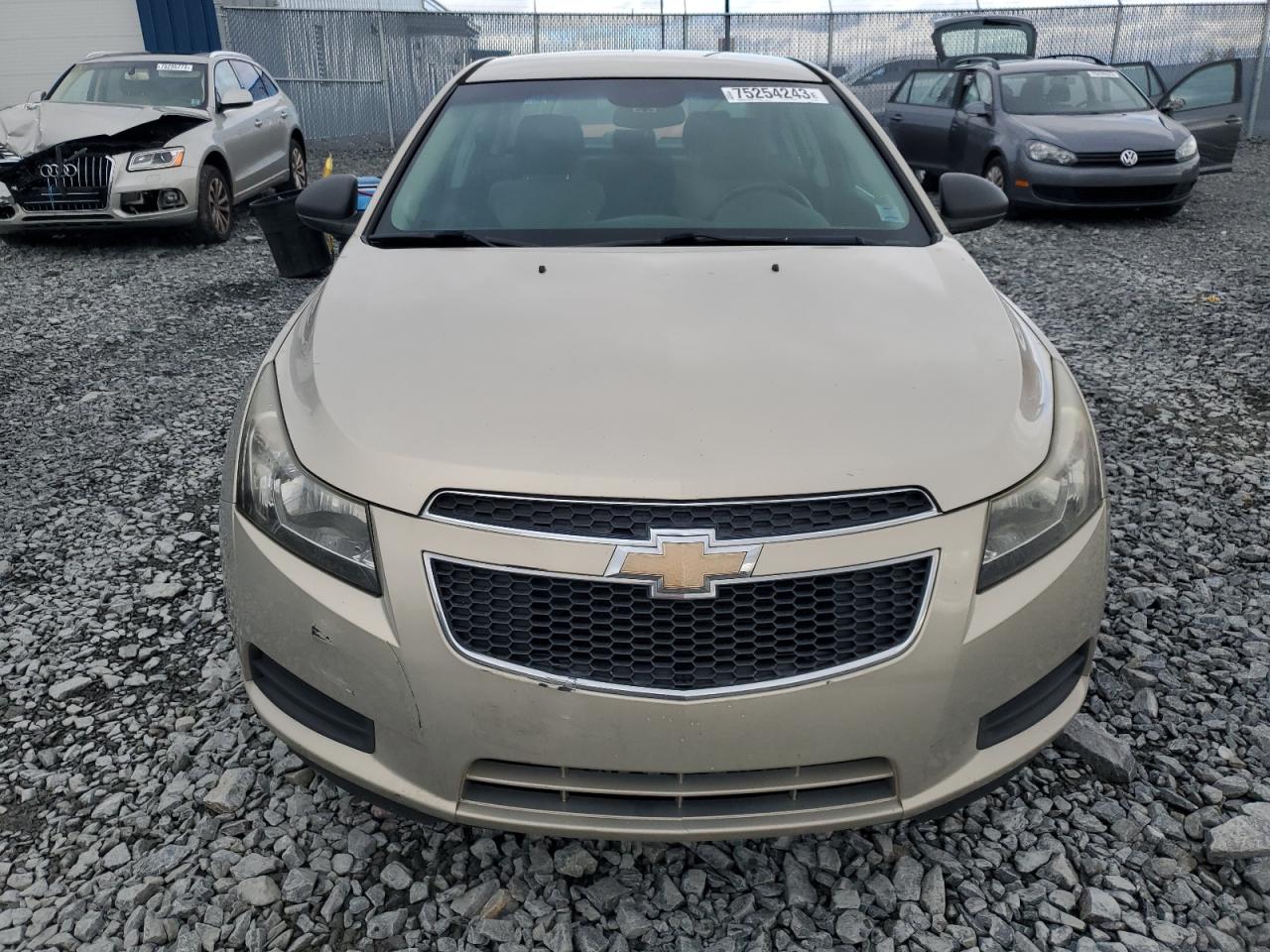 Photo 4 VIN: 1G1PD5SH4B7303093 - CHEVROLET CRUZE 