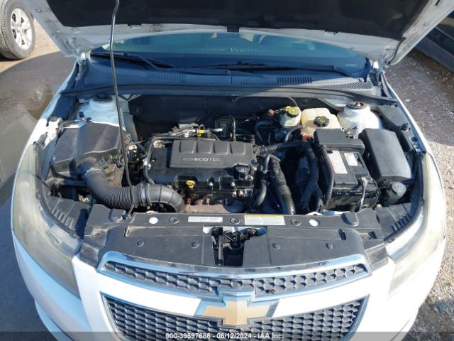 Photo 9 VIN: 1G1PE5S92B7263800 - CHEVROLET CRUZE 