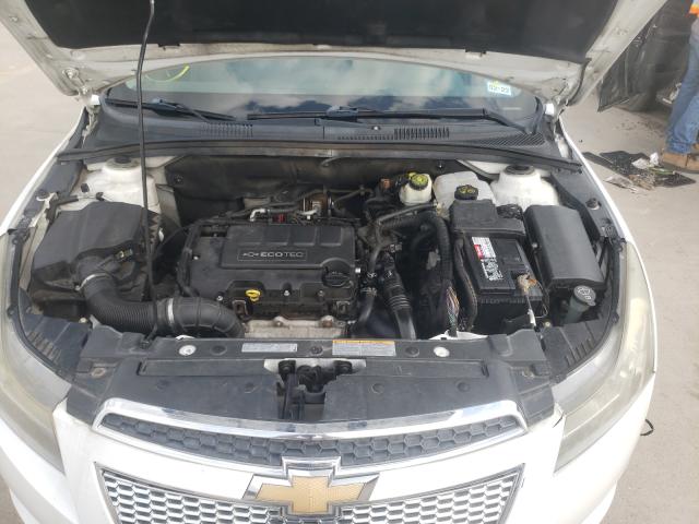 Photo 6 VIN: 1G1PE5S94B7111274 - CHEVROLET CRUZE LT 