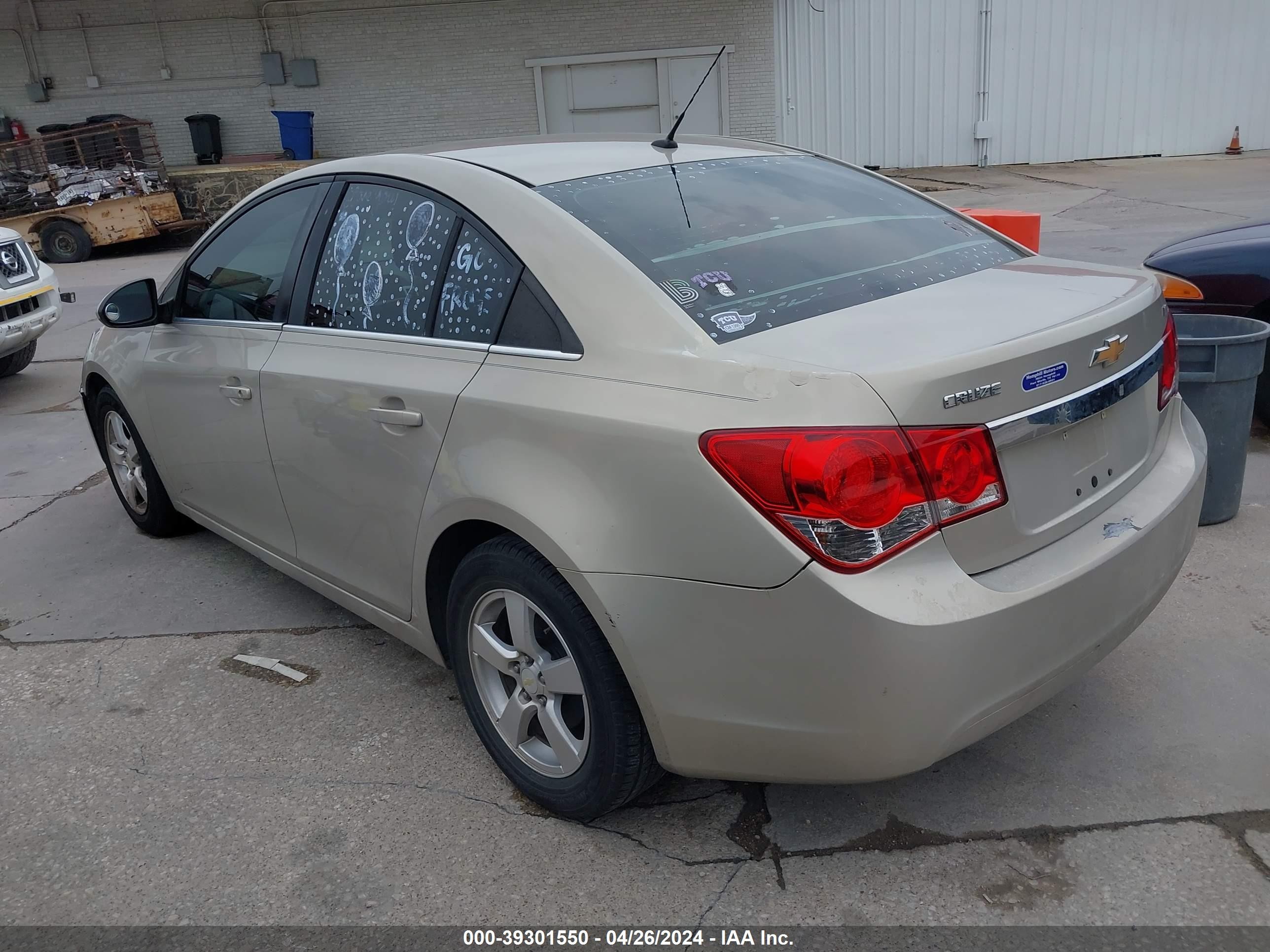 Photo 2 VIN: 1G1PE5S99B7282506 - CHEVROLET CRUZE 