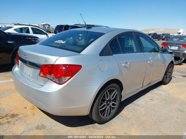 Photo 3 VIN: 1G1PE5SB0E7406122 - CHEVROLET CRUZE 