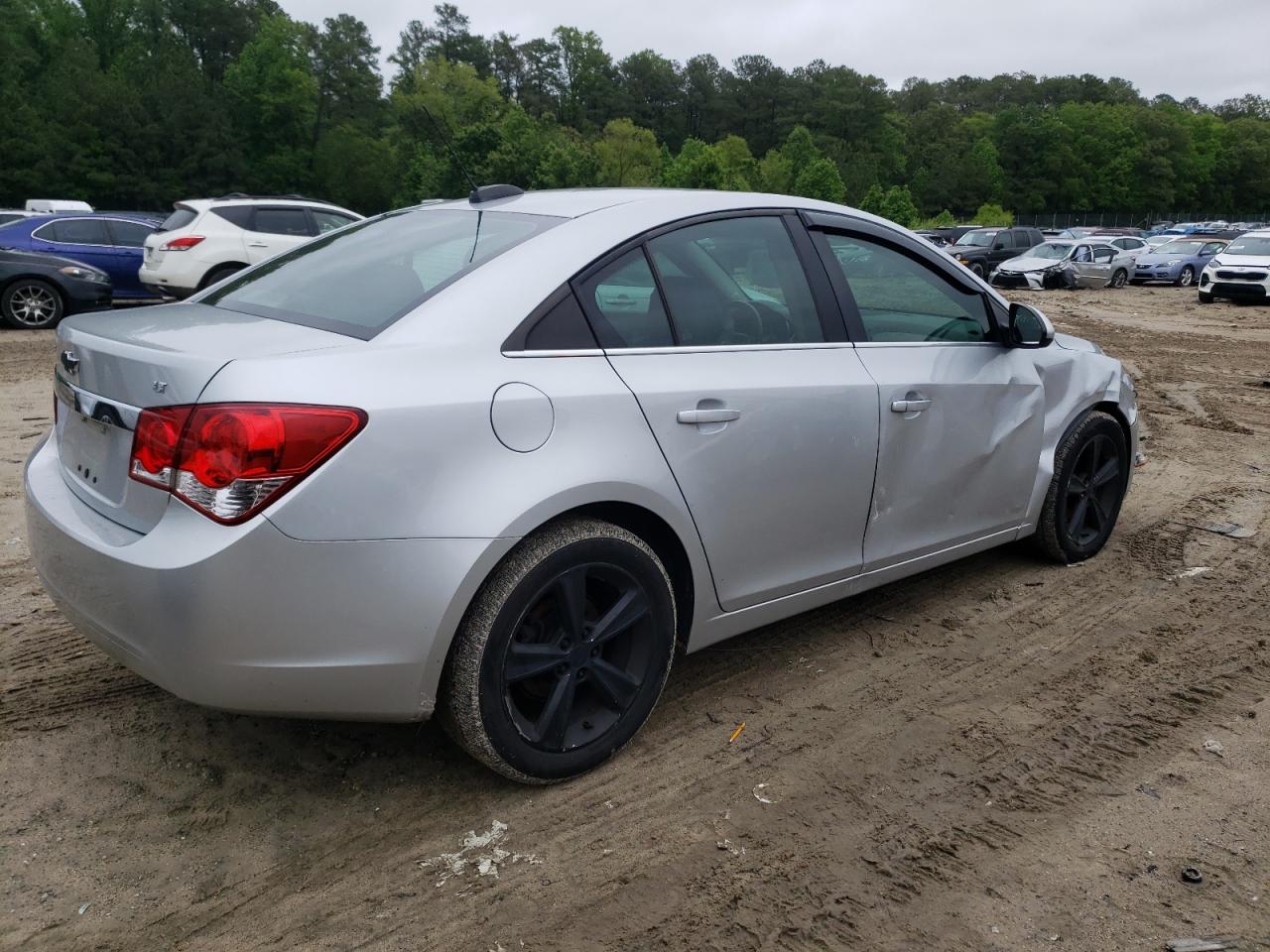 Photo 2 VIN: 1G1PE5SB0F7295184 - CHEVROLET CRUZE 