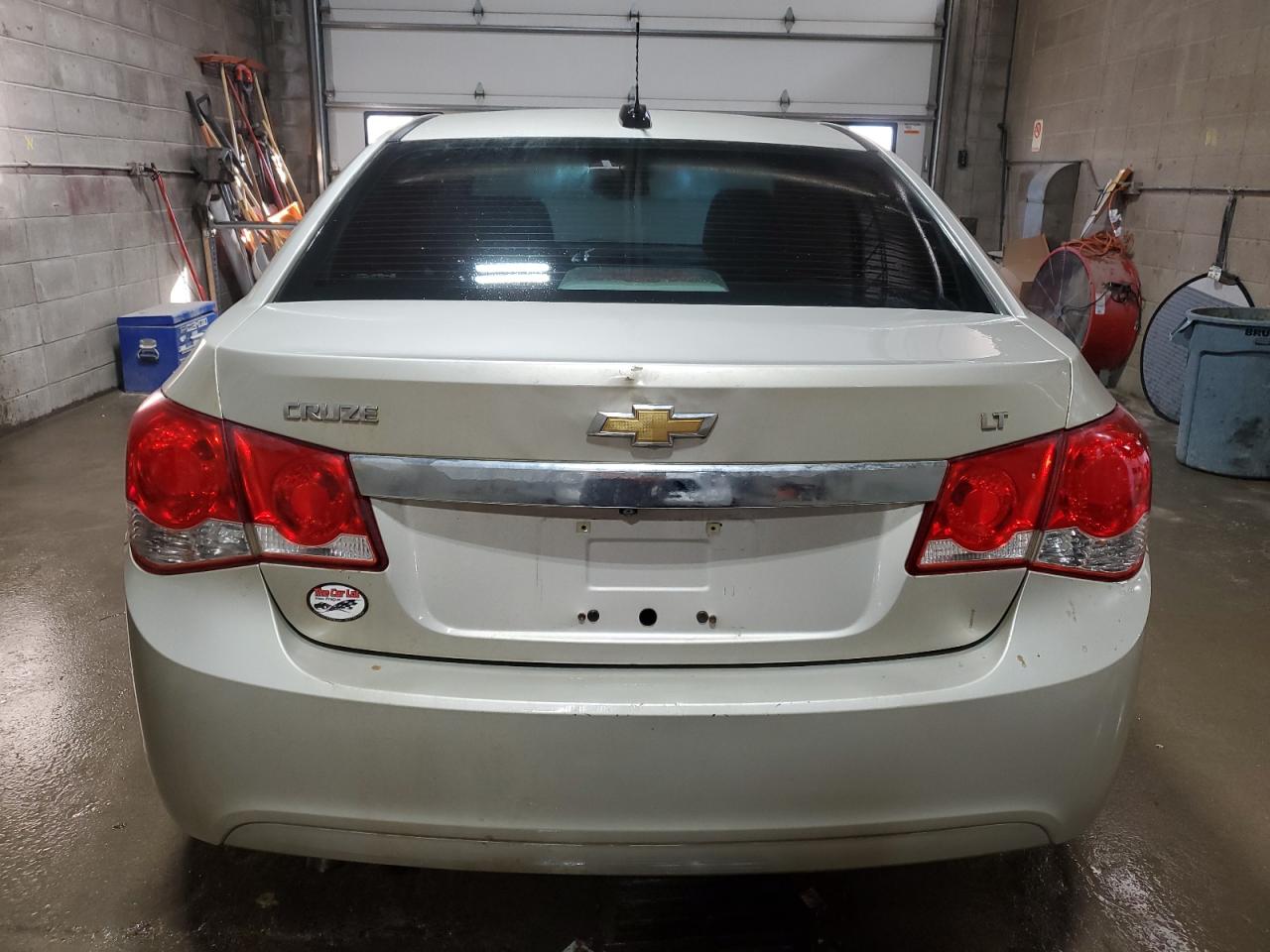 Photo 5 VIN: 1G1PE5SB0G7114635 - CHEVROLET CRUZE 