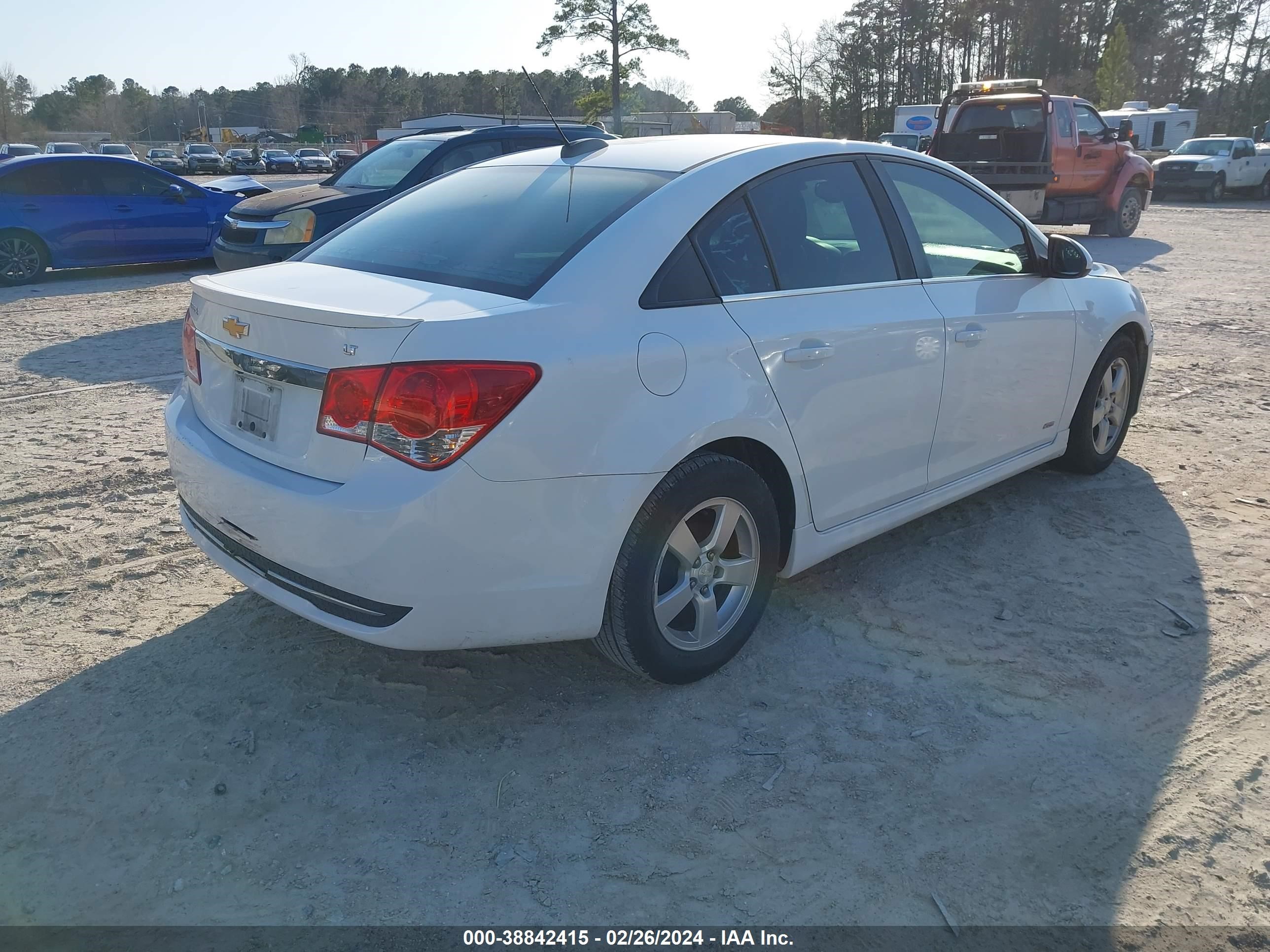 Photo 3 VIN: 1G1PE5SB0G7139549 - CHEVROLET CRUZE 