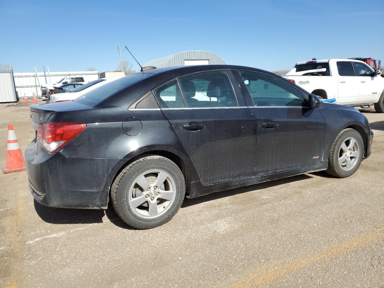 Photo 2 VIN: 1G1PE5SB0G7197631 - CHEVROLET CRUZE 