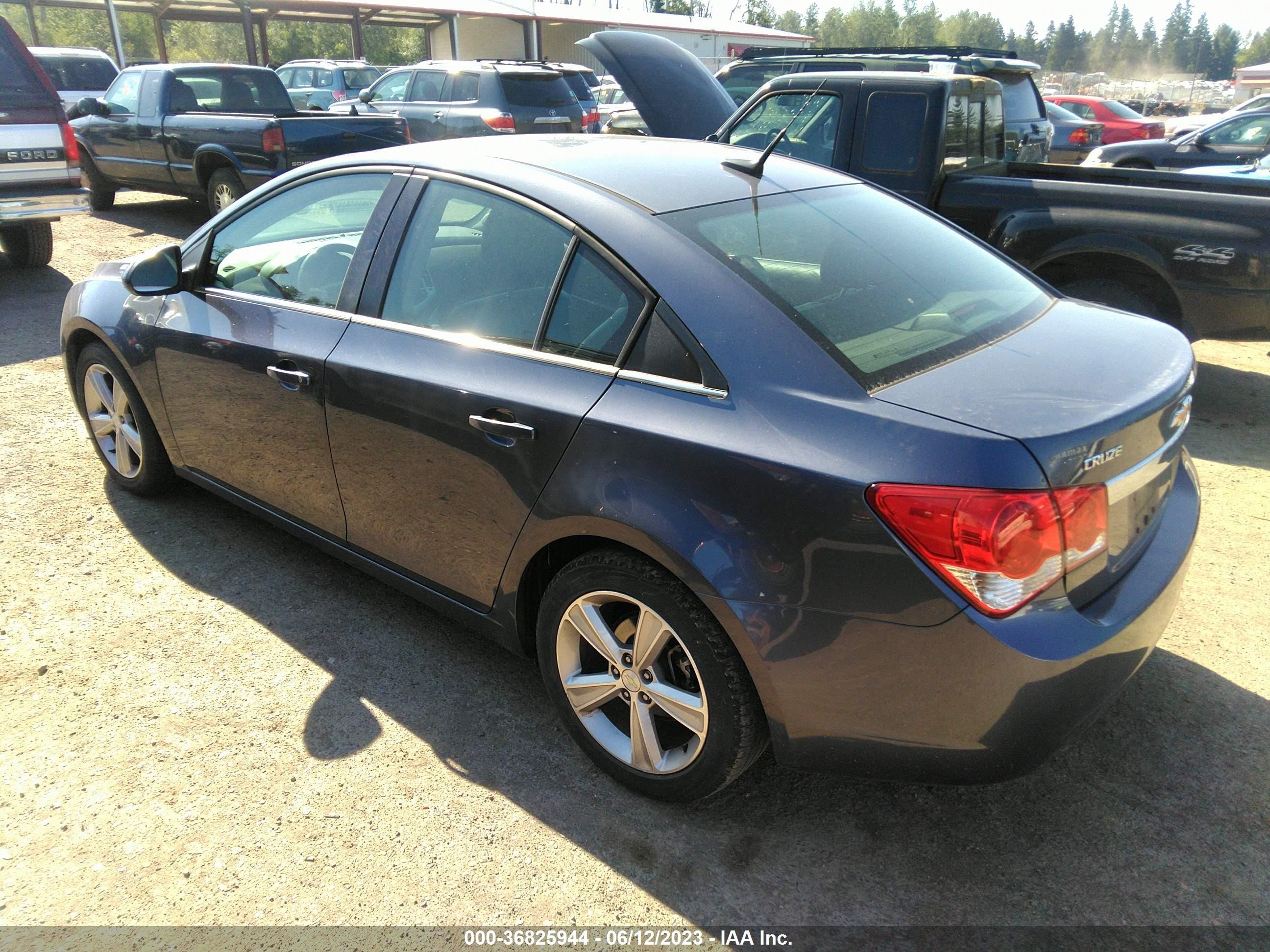 Photo 2 VIN: 1G1PE5SB1D7269433 - CHEVROLET CRUZE 