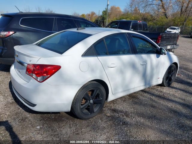 Photo 3 VIN: 1G1PE5SB1F7117882 - CHEVROLET CRUZE 