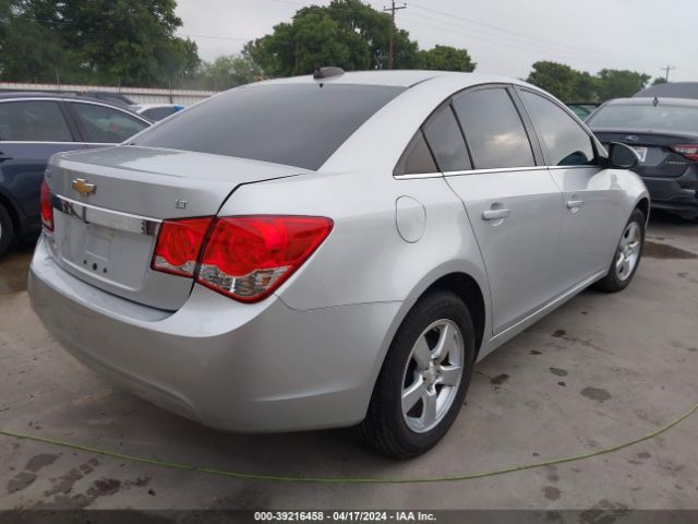 Photo 3 VIN: 1G1PE5SB1G7176481 - CHEVROLET CRUZE LIMITED 