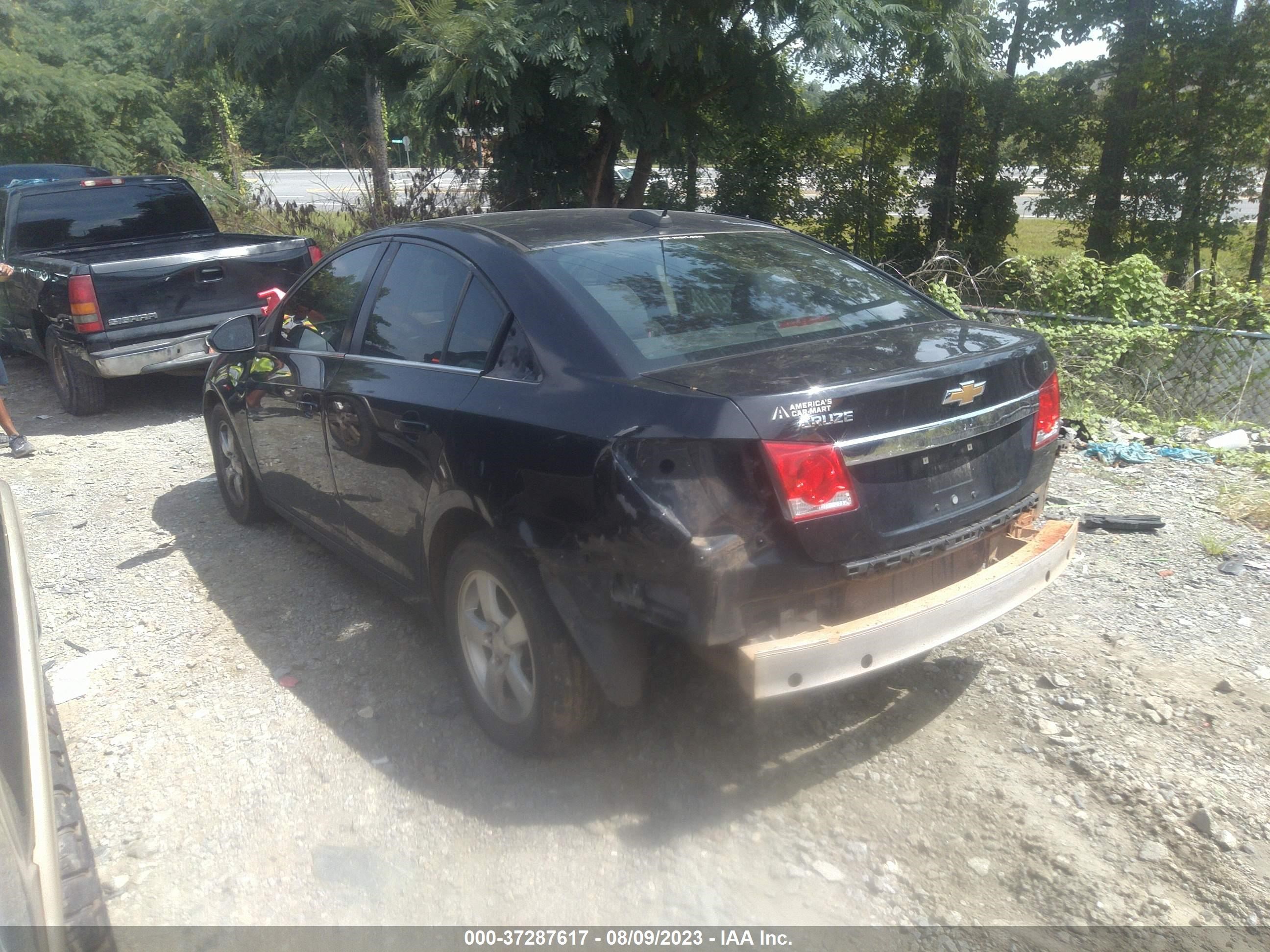 Photo 2 VIN: 1G1PE5SB2G7144381 - CHEVROLET CRUZE 