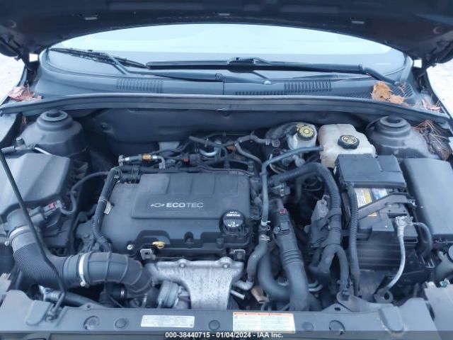 Photo 9 VIN: 1G1PE5SB2G7216079 - CHEVROLET CRUZE LIMITED 