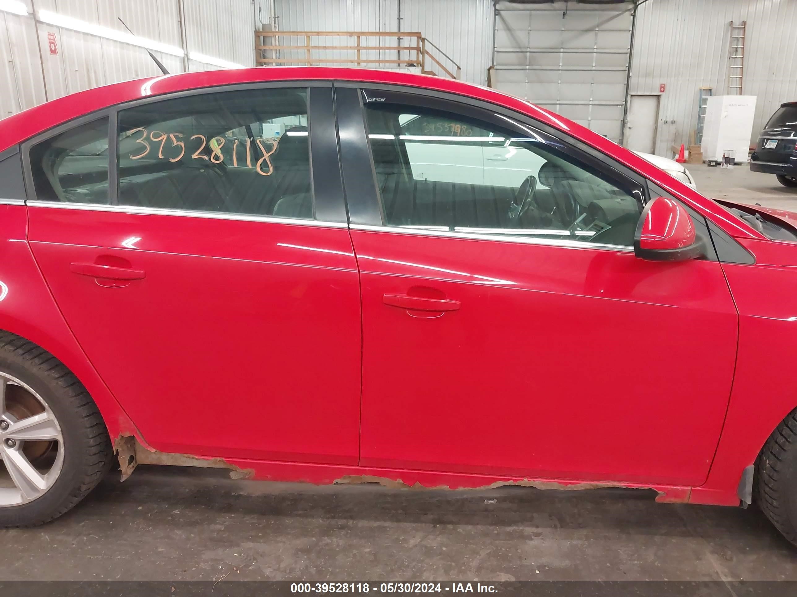 Photo 13 VIN: 1G1PE5SB4E7307562 - CHEVROLET CRUZE 