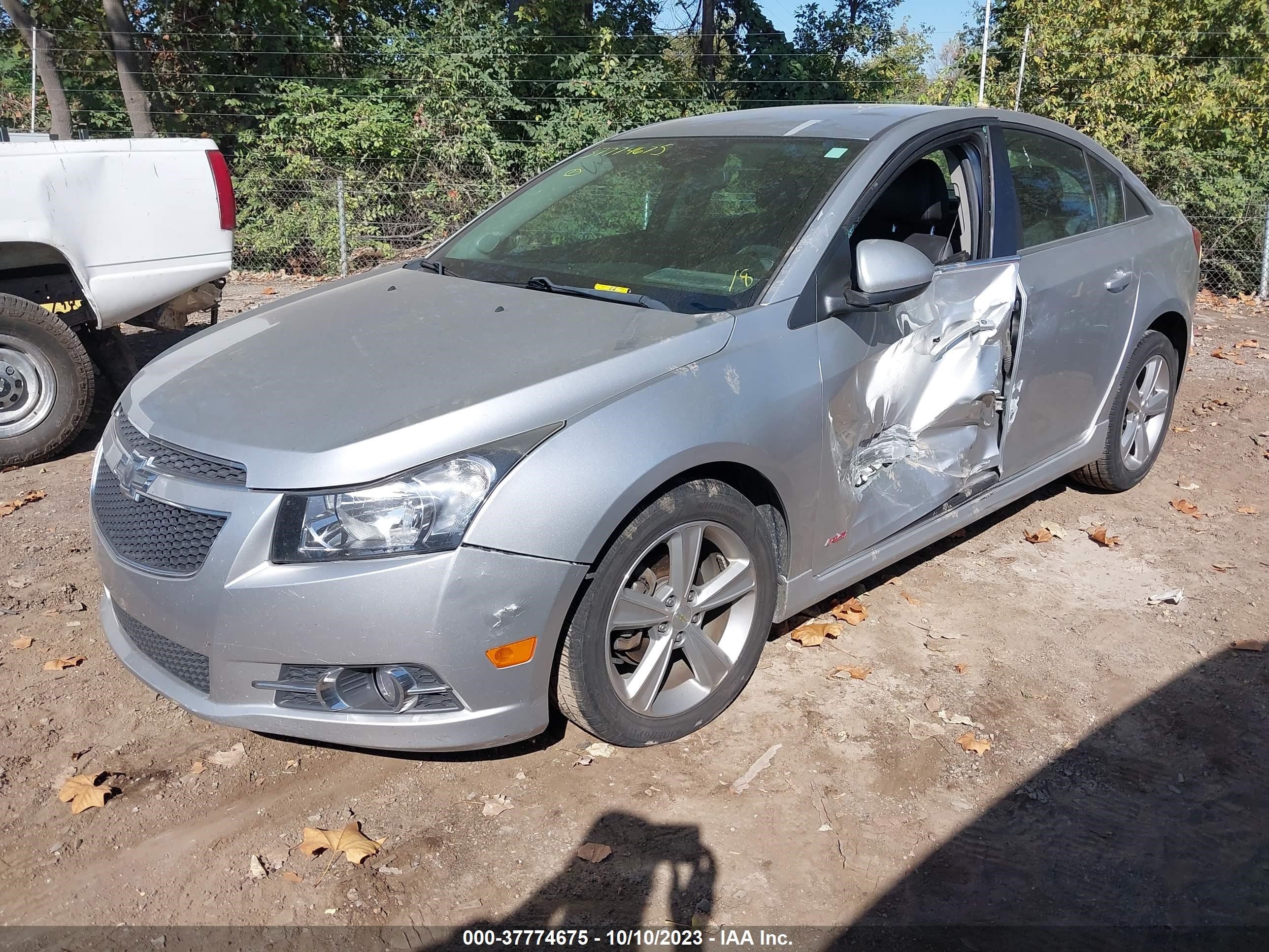 Photo 1 VIN: 1G1PE5SB4E7363677 - CHEVROLET CRUZE 