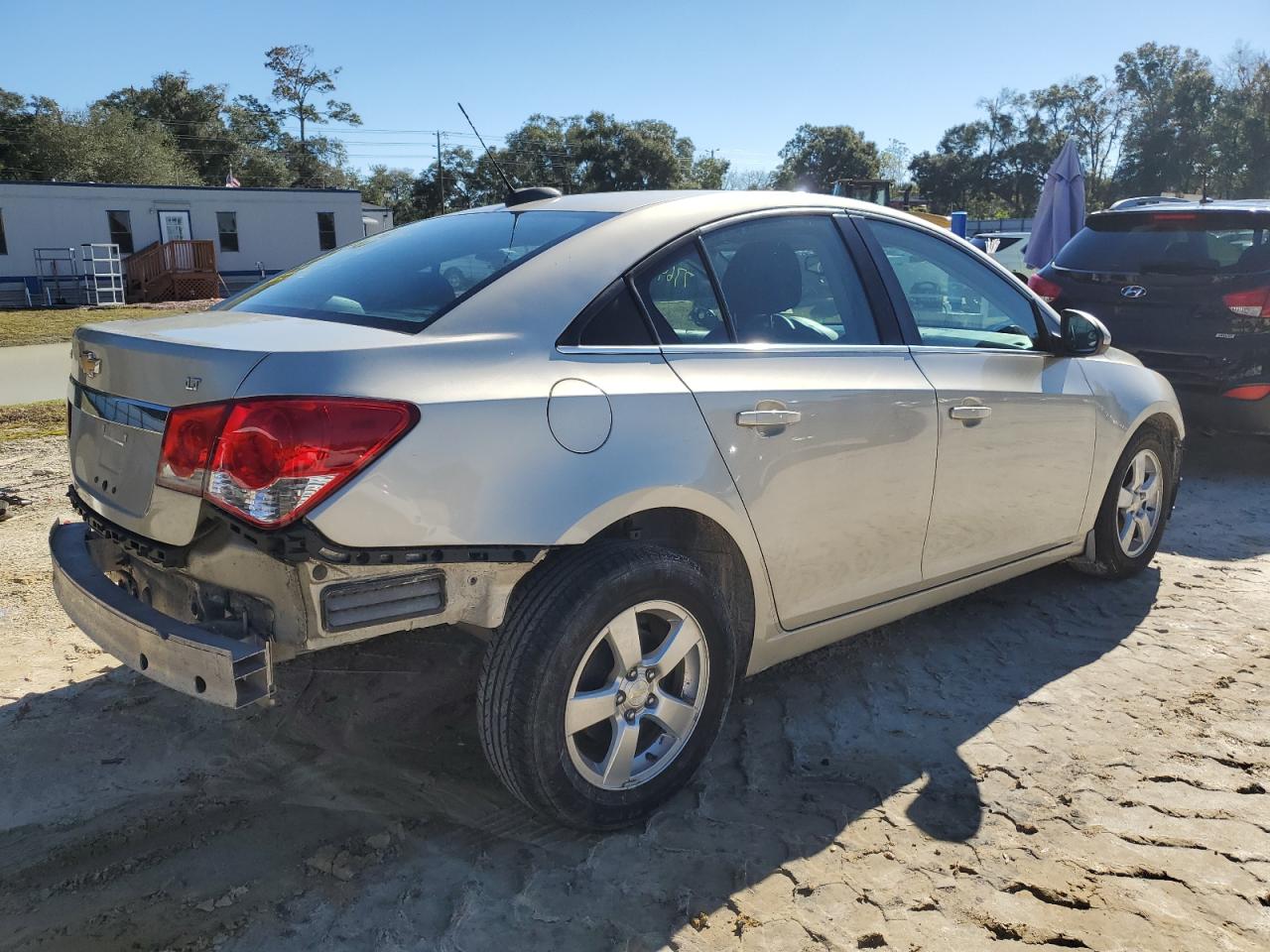 Photo 2 VIN: 1G1PE5SB4G7197244 - CHEVROLET CRUZE 