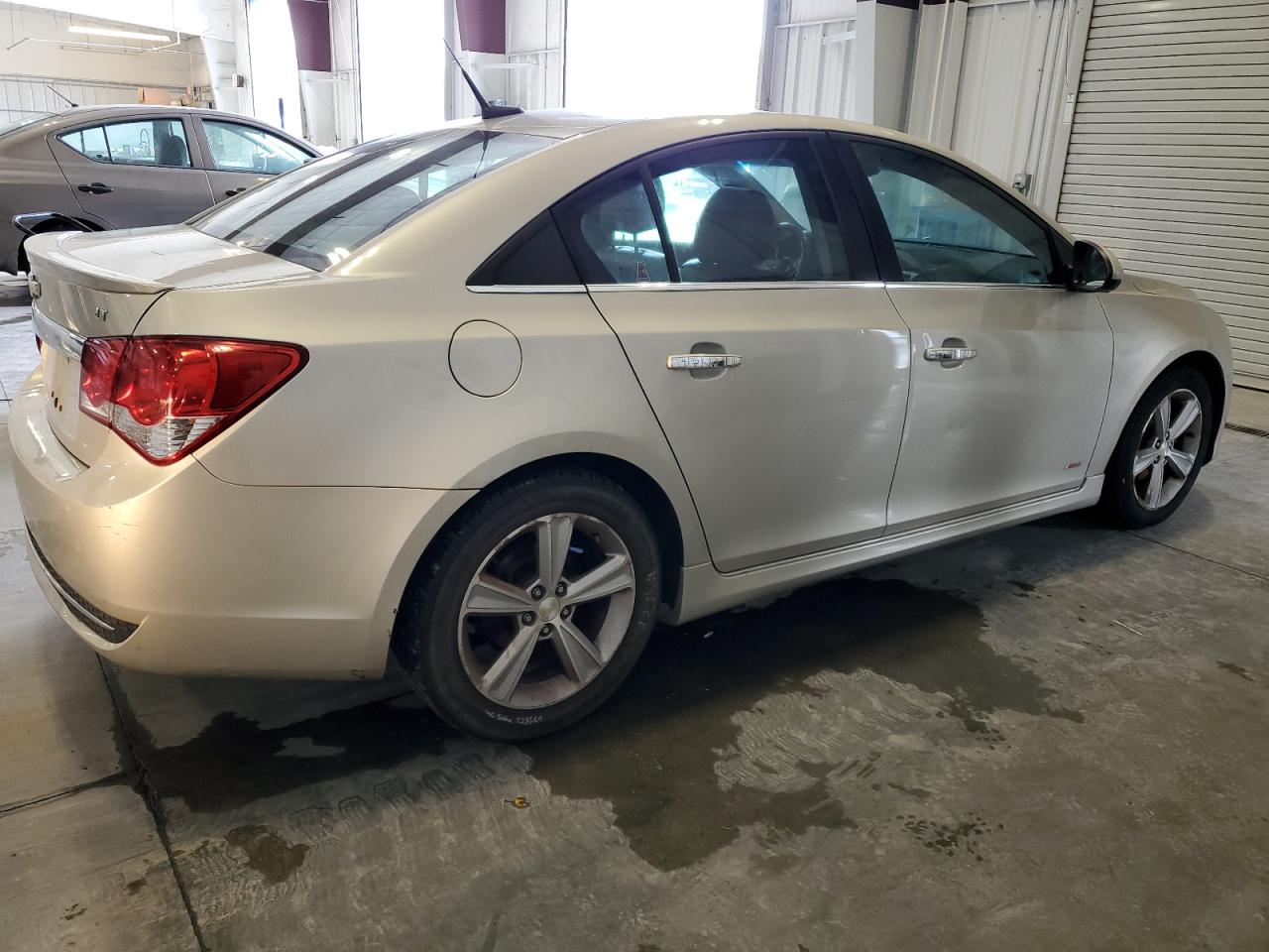 Photo 2 VIN: 1G1PE5SB5E7320854 - CHEVROLET CRUZE 