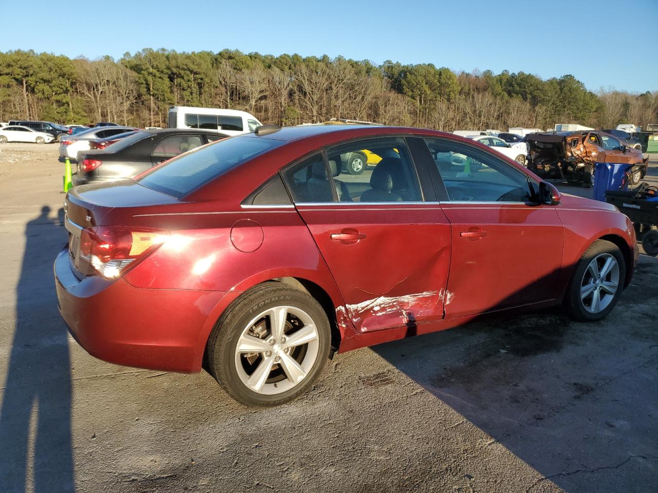 Photo 2 VIN: 1G1PE5SB5F7165420 - CHEVROLET CRUZE 