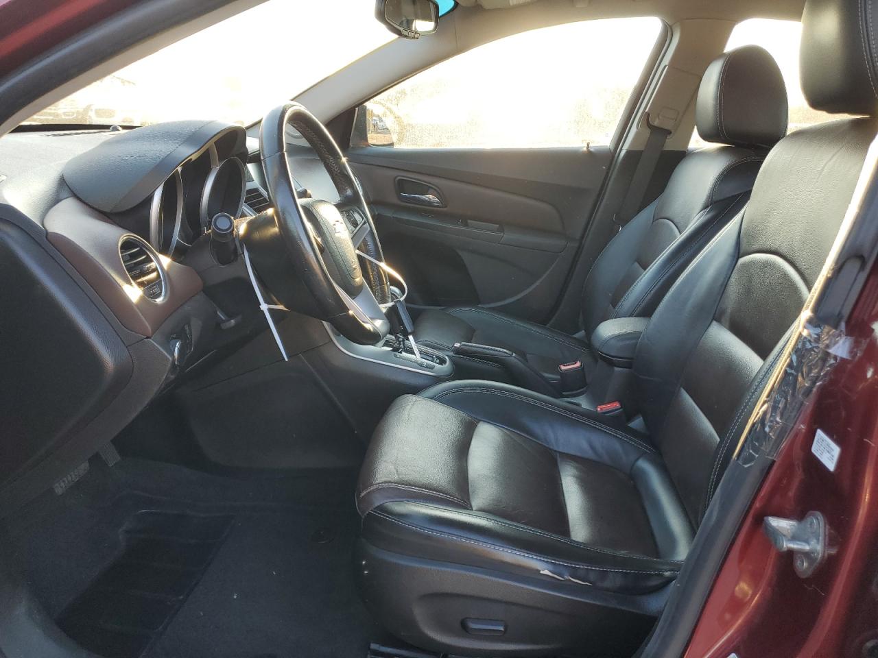 Photo 6 VIN: 1G1PE5SB5F7165420 - CHEVROLET CRUZE 