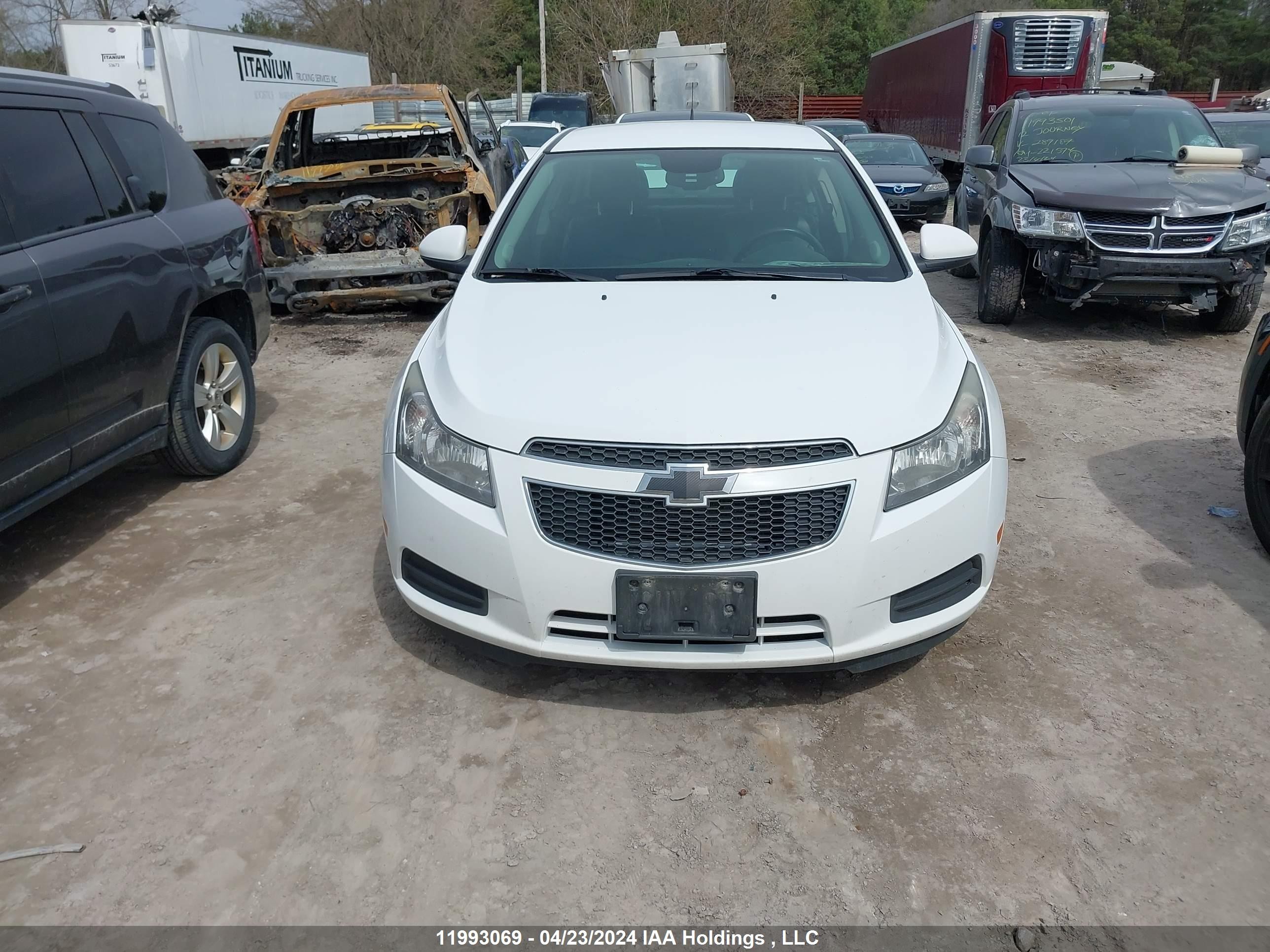 Photo 11 VIN: 1G1PE5SB6D7151832 - CHEVROLET CRUZE 