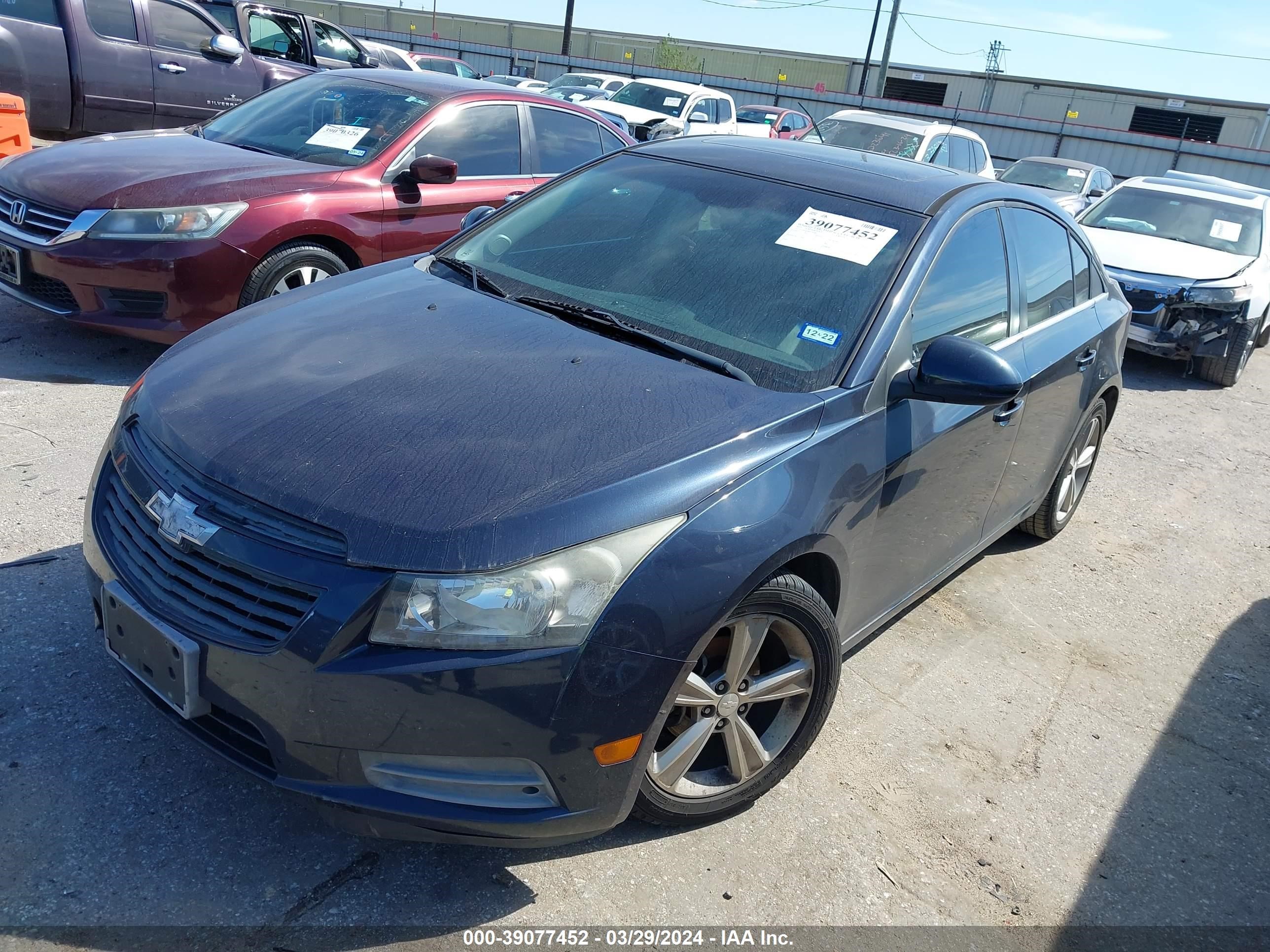 Photo 1 VIN: 1G1PE5SB6D7310963 - CHEVROLET CRUZE 