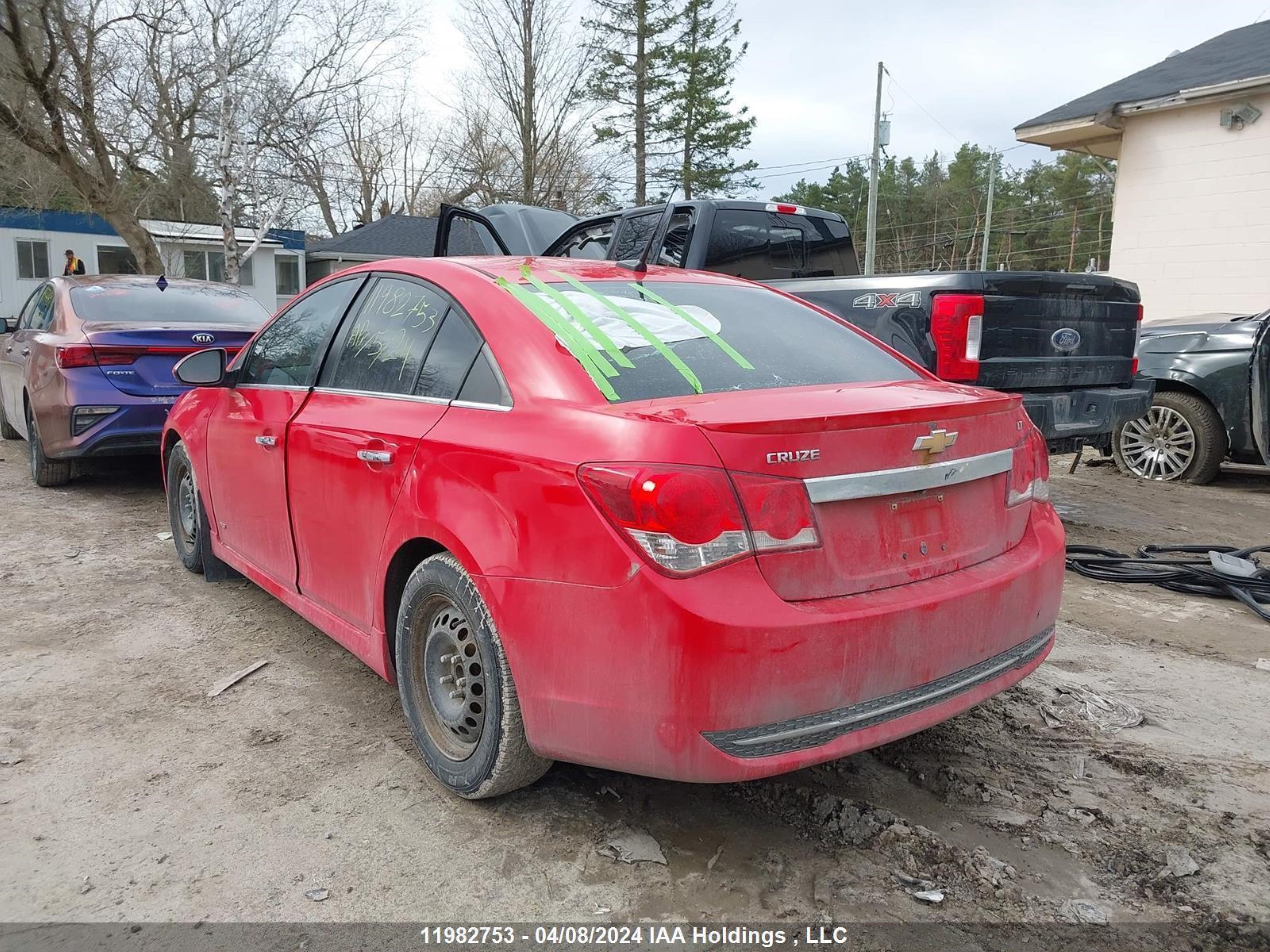 Photo 2 VIN: 1G1PE5SB6E7277271 - CHEVROLET CRUZE 