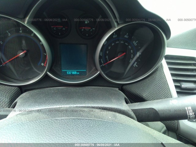 Photo 6 VIN: 1G1PE5SB6E7333497 - CHEVROLET CRUZE 