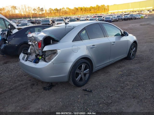 Photo 3 VIN: 1G1PE5SB6E7389729 - CHEVROLET CRUZE 