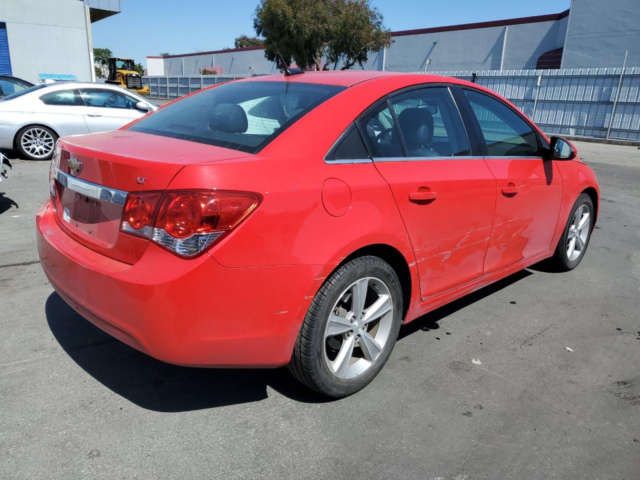 Photo 2 VIN: 1G1PE5SB6E7418355 - CHEVROLET CRUZE 