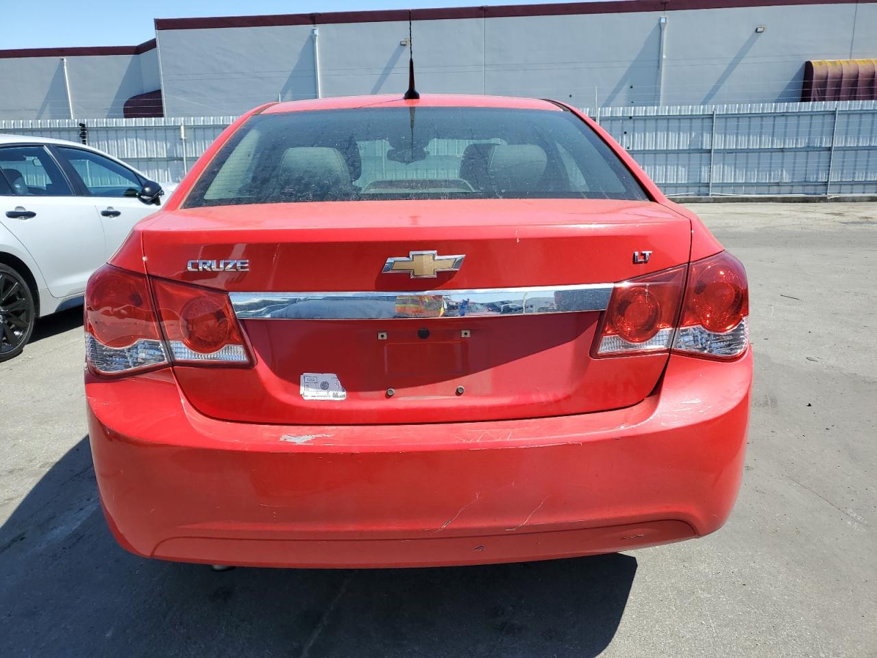 Photo 5 VIN: 1G1PE5SB6E7418355 - CHEVROLET CRUZE 