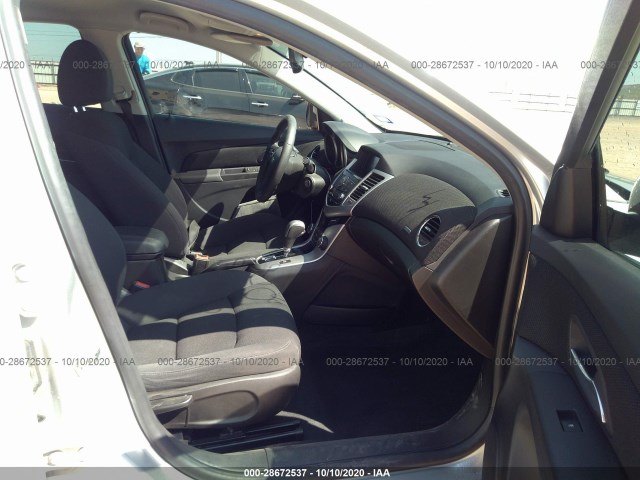 Photo 4 VIN: 1G1PE5SB7G7135935 - CHEVROLET CRUZE LIMITED 