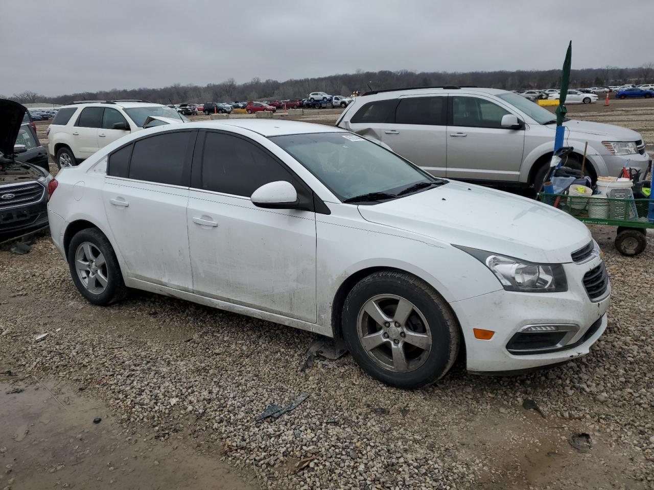 Photo 3 VIN: 1G1PE5SB7G7189669 - CHEVROLET CRUZE 